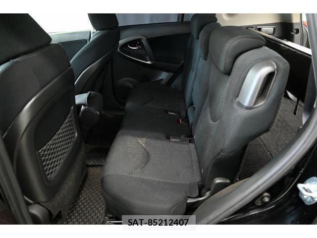 Toyota RAV4 2008-10 8435093-9