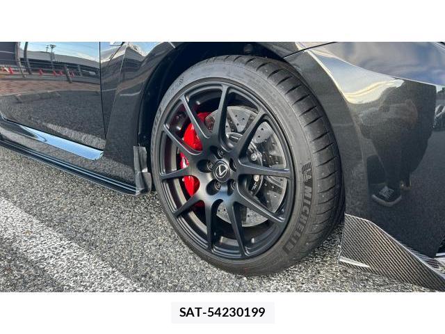 Lexus RC F 2023-10 8434295-10