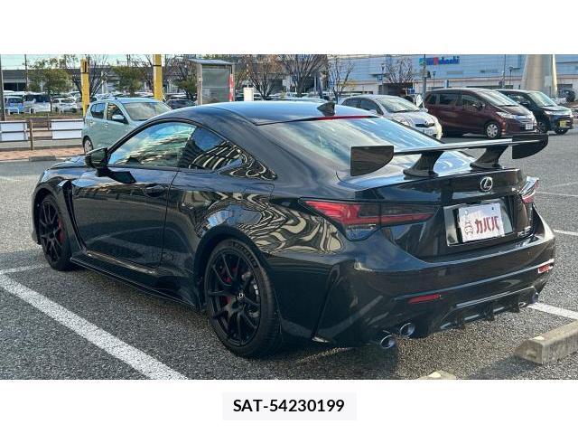 Lexus RC F 2023-10 8434295-6