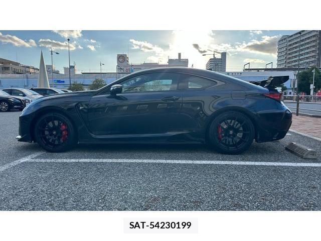 Lexus RC F 2023-10 8434295-7