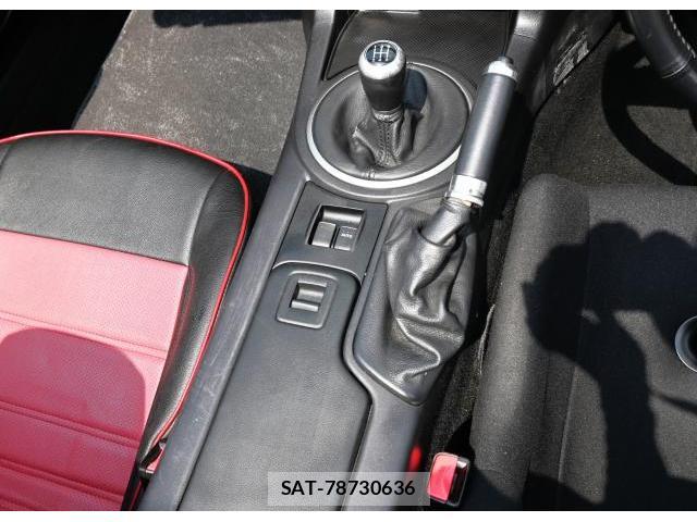 Mazda ROADSTER 2012-09 8435153-15