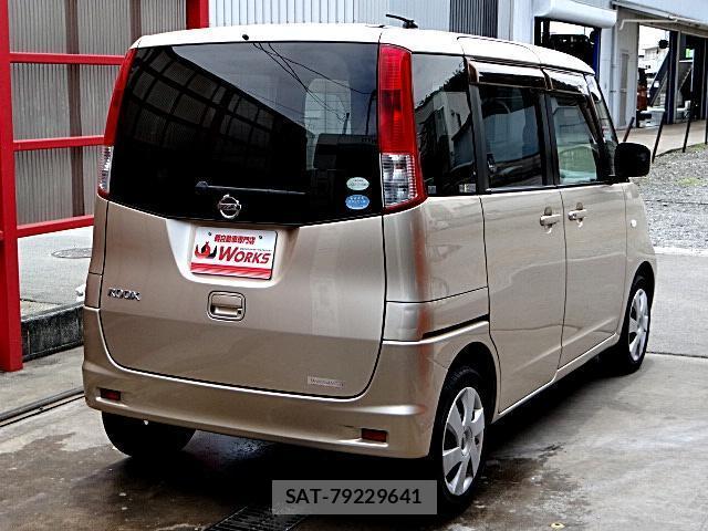 Nissan ROOX 2012-01 8435253-2