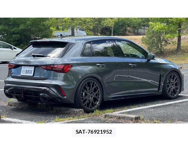 Audi RS3 SPORTBACK 2025-10 8434594-15