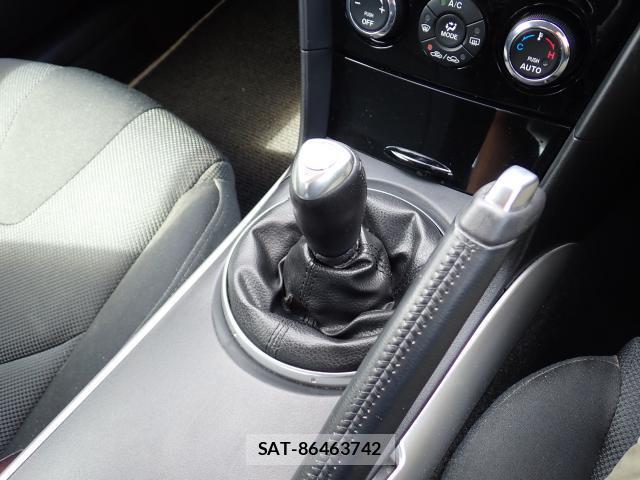 Mazda RX-8 2008-03 8433850-15