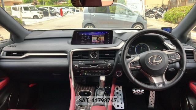 Lexus RX 2018-01 8434684-2