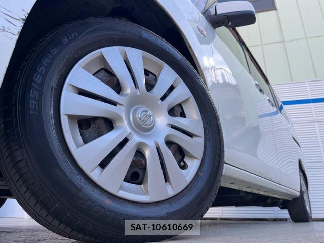Nissan SERENA 2011-08 8433800-13