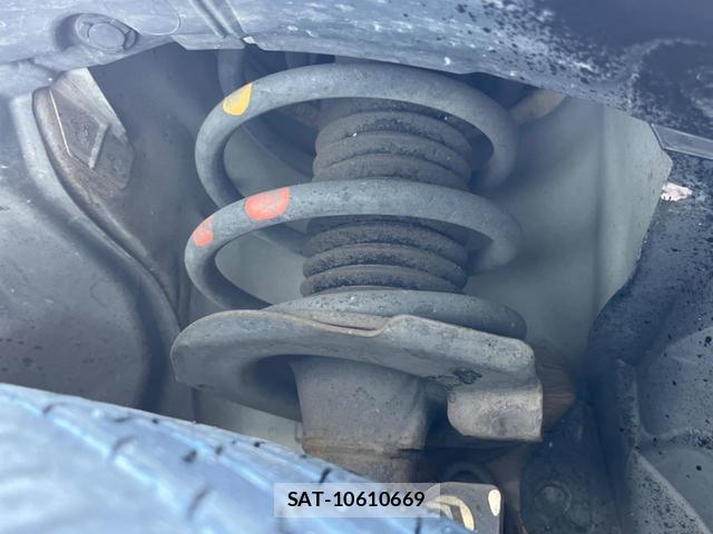 Nissan SERENA 2011-08 8433800-19