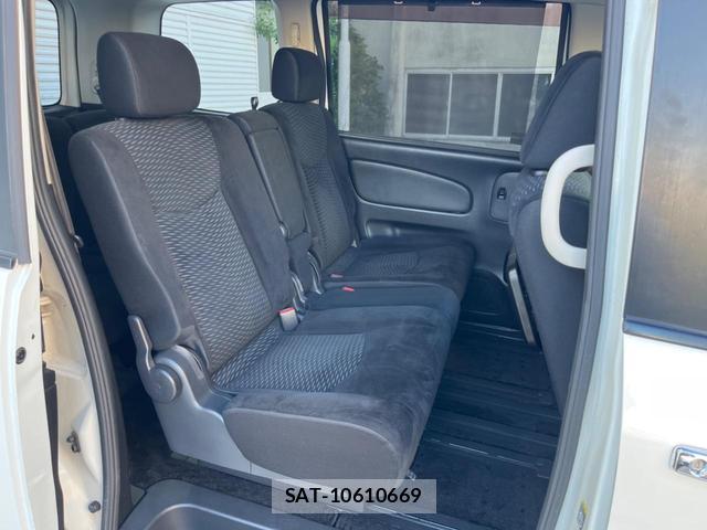Nissan SERENA 2011-08 8433800-8