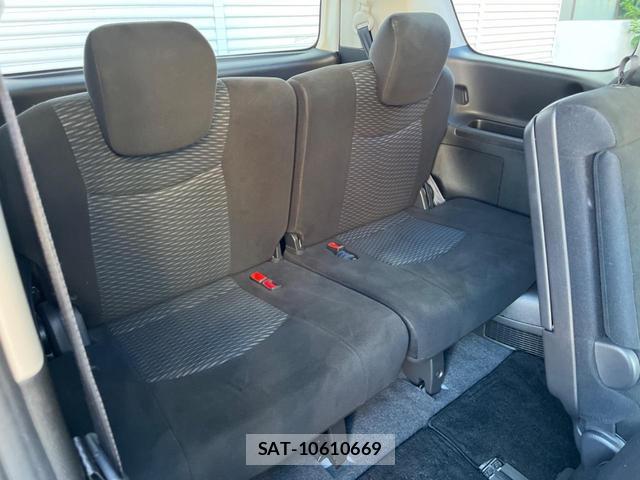 Nissan SERENA 2011-08 8433800-9
