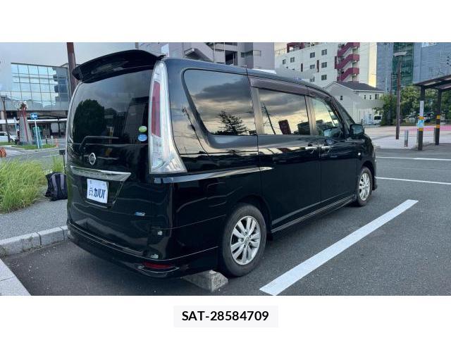 Nissan SERENA 2012 8434308-18