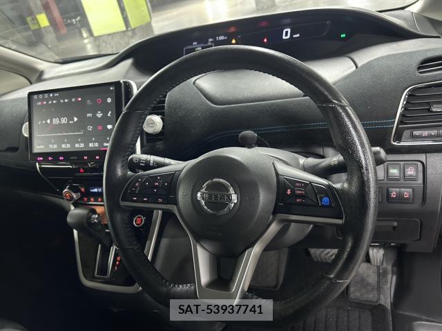 Nissan SERENA 2017-03 8435070-12