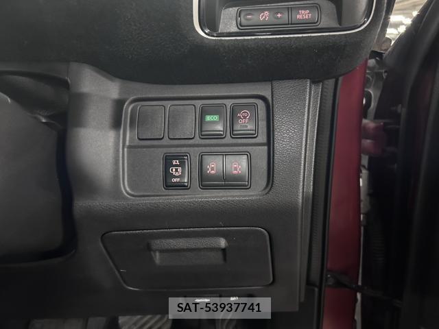Nissan SERENA 2017-03 8435070-13