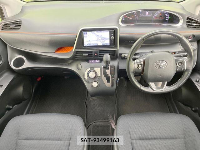 Toyota SIENTA 2018-07 8434197-1