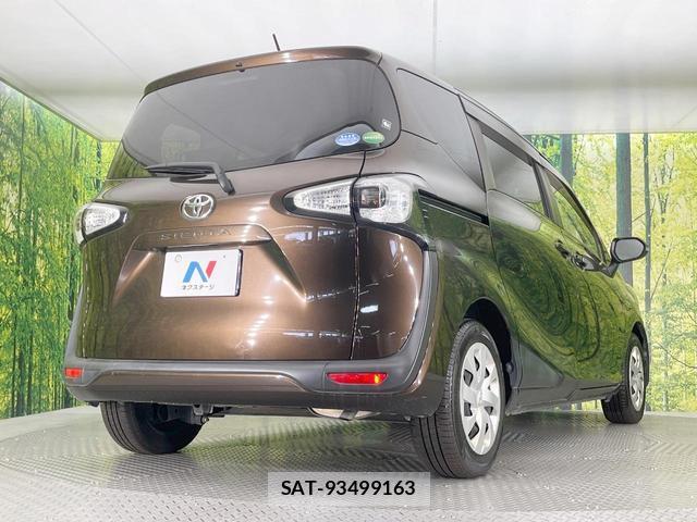 Toyota SIENTA 2018-07 8434197-17