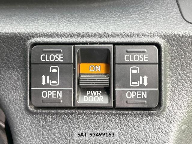 Toyota SIENTA 2018-07 8434197-3
