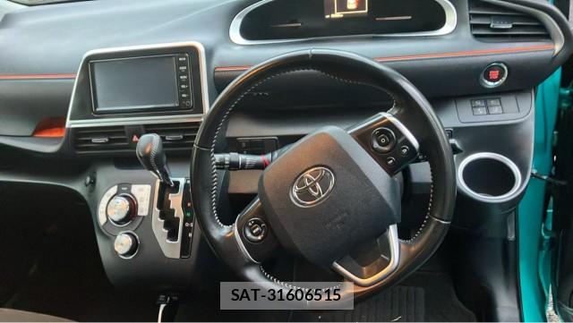 Toyota SIENTA 2021-05 8434725-16