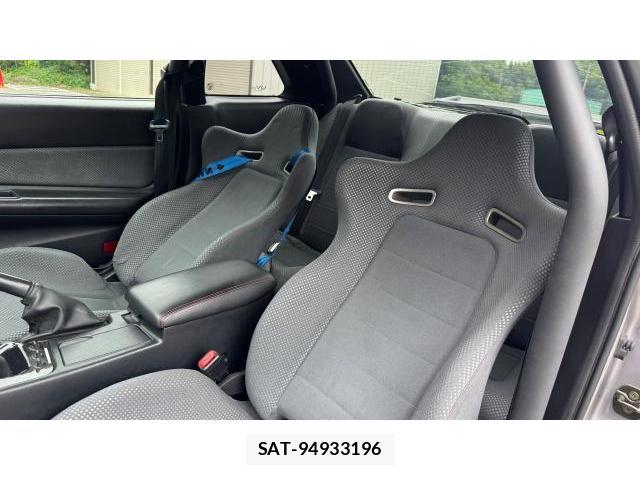 Nissan SKYLINE 2000-10 8434557-4