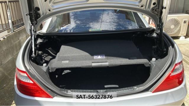 Mercedes Benz SLK 2011-07 8434632-17