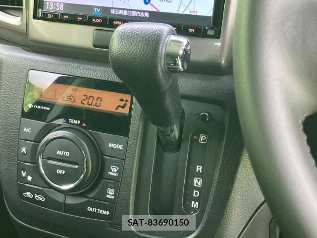 Suzuki SPACIA 2017-09 8435295-17