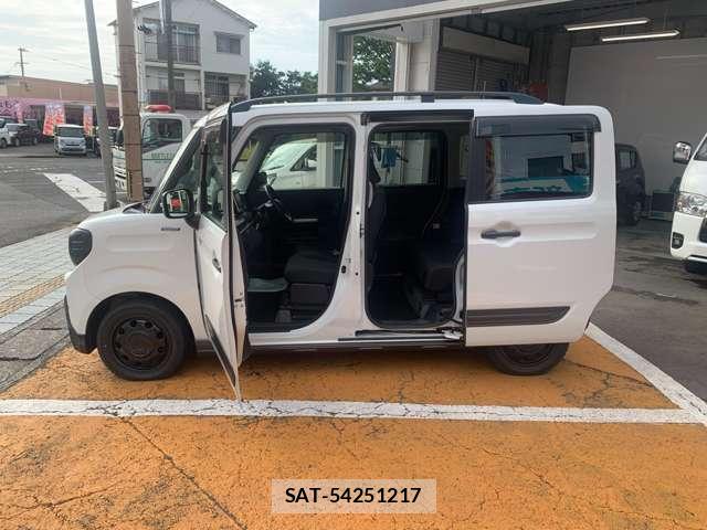 Suzuki SPACIA 2019-10 8434904-11