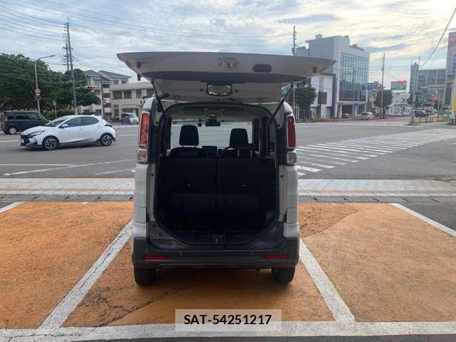 Suzuki SPACIA 2019-10 8434904-12