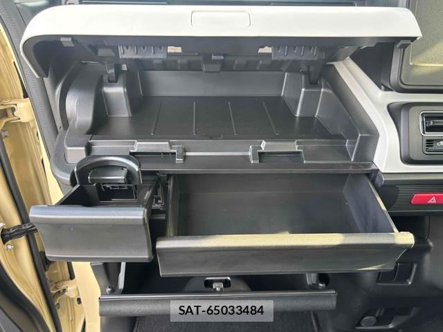 Suzuki SPACIA 2023-08 8434794-13