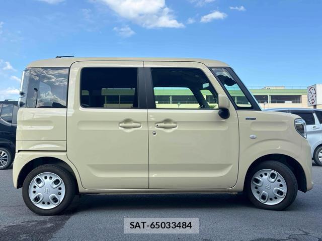 Suzuki SPACIA 2023-08 8434794-6