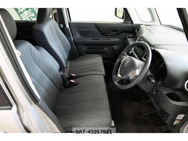 Suzuki SPACIA 2015-06 8435095-6
