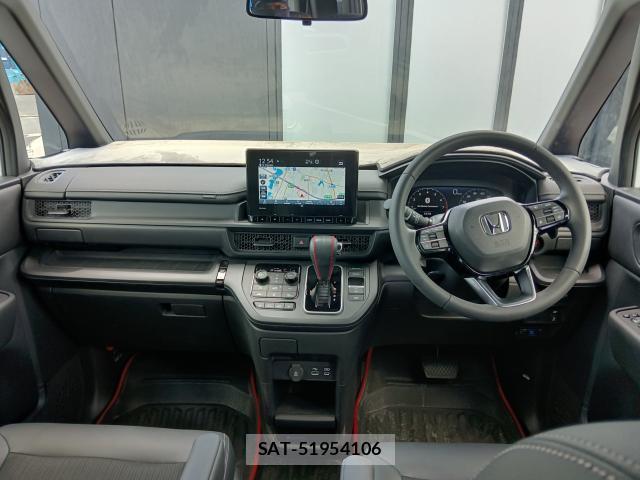 Honda e 2024-05 8433750-10