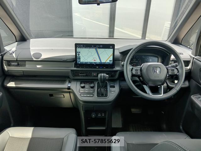 Honda e 2025-02 8433751-10