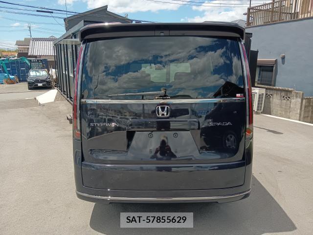 Honda e 2025-02 8433751-5