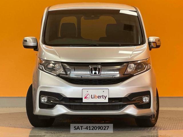 Honda e 2017-09 8434834-2