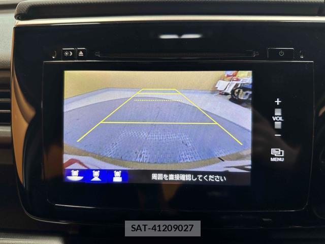 Honda e 2017-09 8434834-6