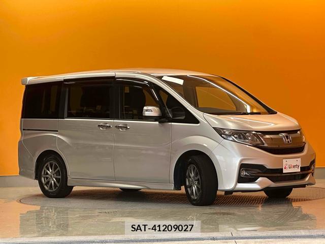 Honda e 2017-09 8434834-9
