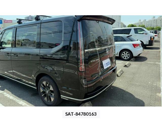 Honda e 2024 8434508-13