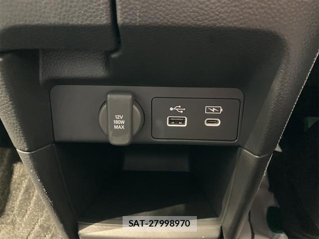 Honda e 2023-12 8435129-7