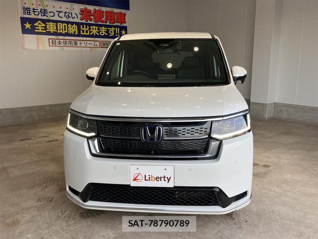 Honda e 2023-11 8435130-12