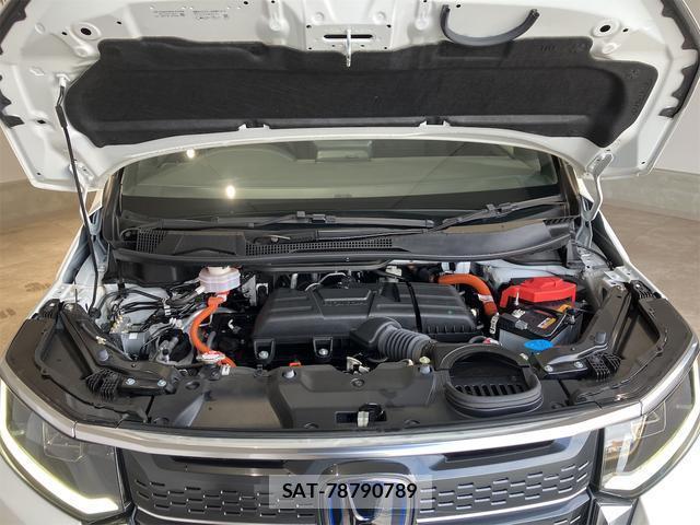 Honda e 2023-11 8435130-18
