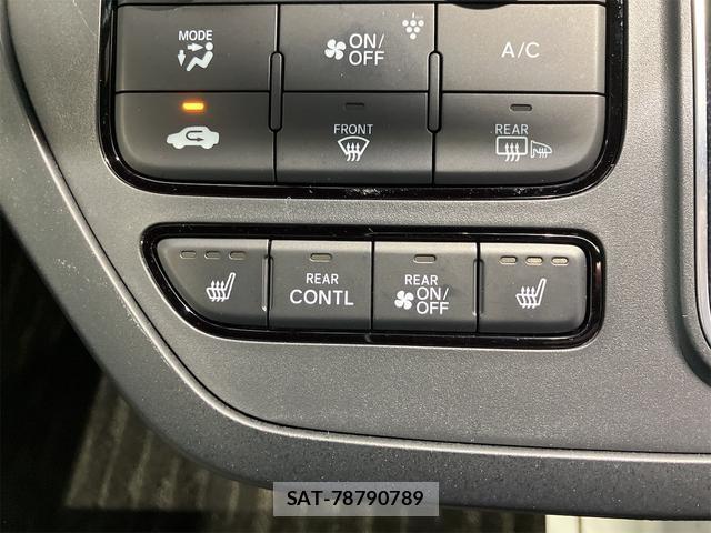 Honda e 2023-11 8435130-6