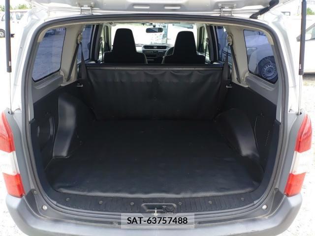 Toyota SUCCEED 2015-04 8434168-5