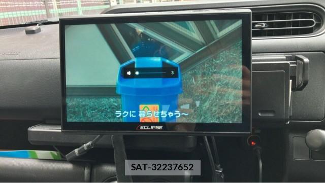 Toyota SUCCEED 2017-12 8434688-4