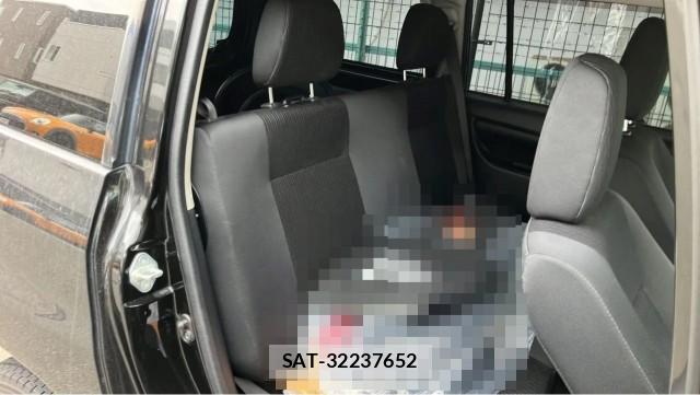 Toyota SUCCEED 2017-12 8434688-6