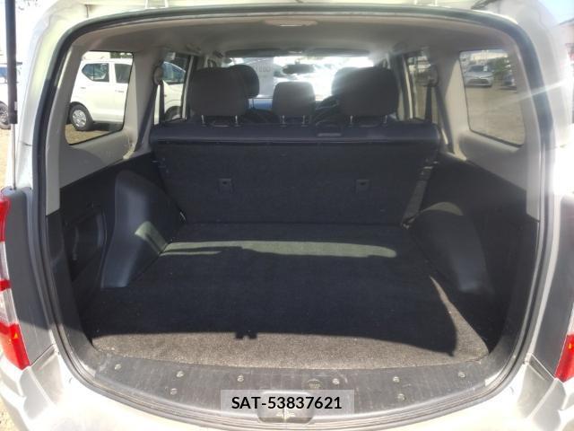 Toyota SUCCEED 2013-07 8435233-7