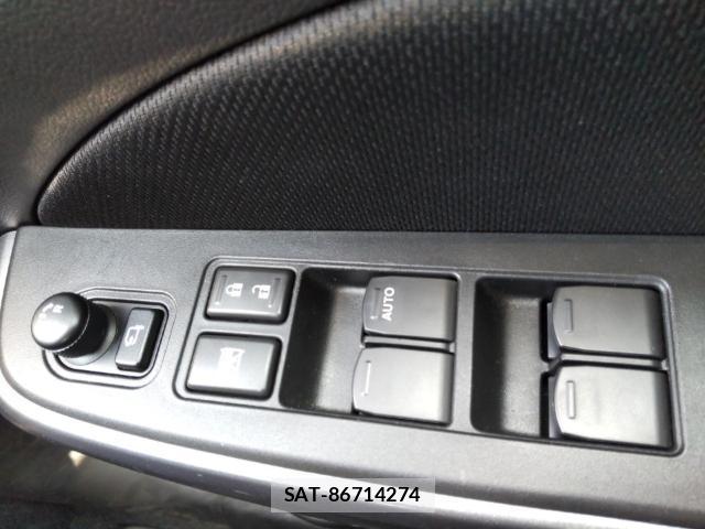 Suzuki SWIFT 2021-08 8433924-13