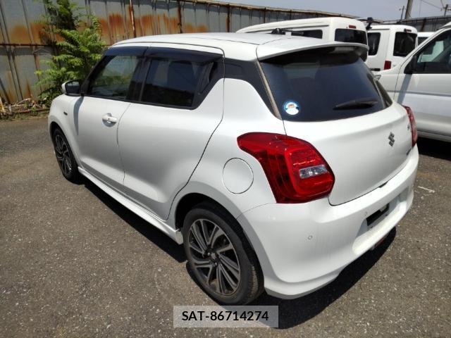 Suzuki SWIFT 2021-08 8433924-5