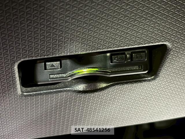 Daihatsu TANTO 2021-11 8434836-12