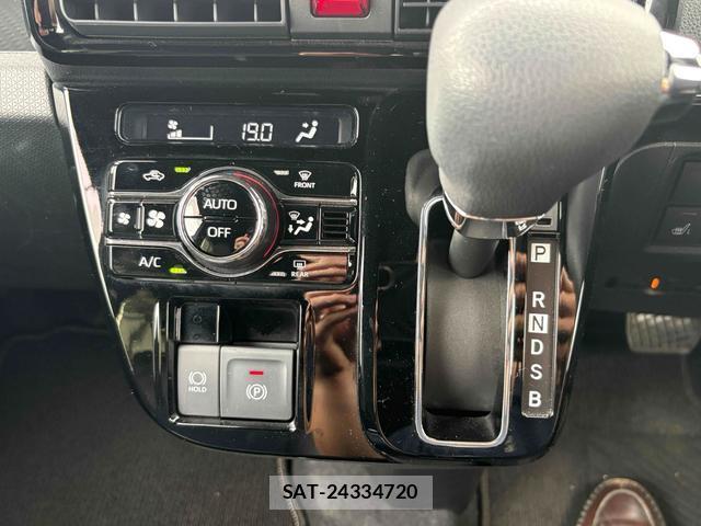 Daihatsu TANTO 2023-05 8434974-2