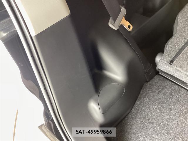 Daihatsu TANTO 2019-05 8435182-13