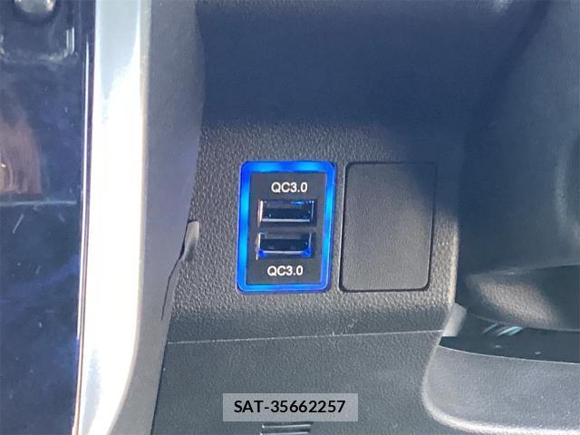 Daihatsu TANTO 2019-06 8435185-5