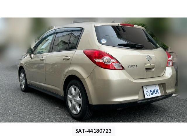 Nissan TIIDA 2010 8434305-15